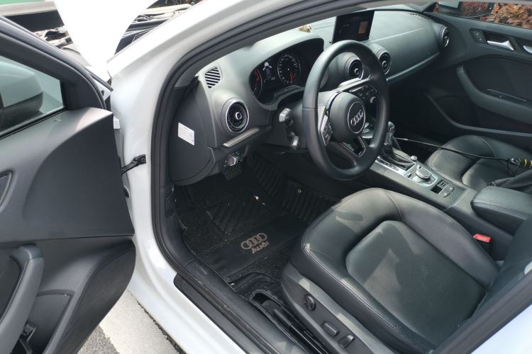 Used Audi A3 2020 Restyled Limousine 35 TFSI Ambition Version China VI