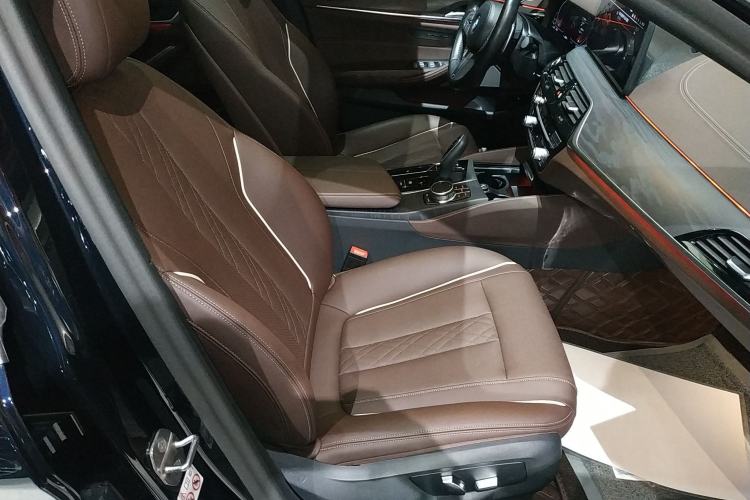 Used BMW 5 Series 2023 530Li Leading Model M Sport Package
