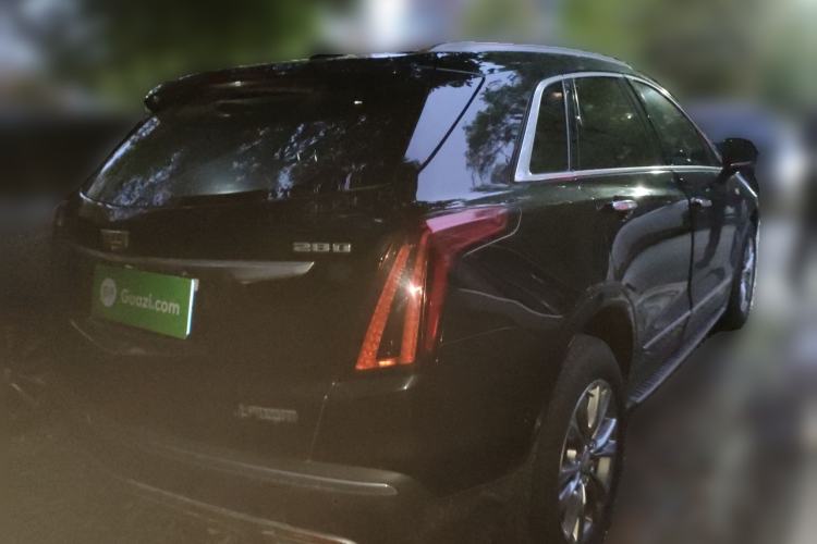 Used Cadillac XT5 2020 28T Luxury Version Rear Right 45 Deg