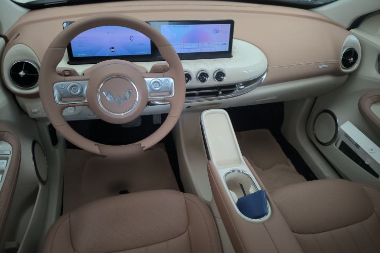 Used Wuling Bingo 2025 410 km Lingxi Deluxe Edition Center Console