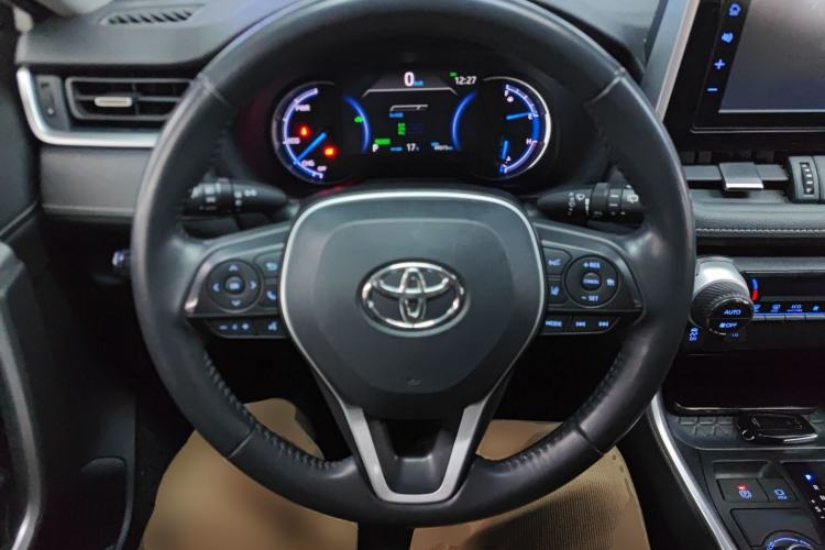 Used Toyota RAV4 2020 Dual-Engine 2.5L E-CVT 4x4 Elite PLUS Edition Steering Wheel