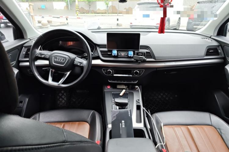 Used Audi Q5L 2020 45 TFSI Prestige Fashion Model Center Console