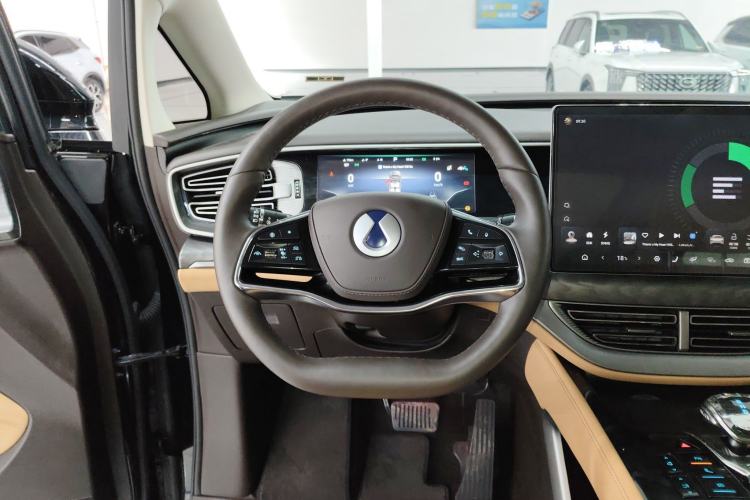 Used Denza D9 2024 DM-i 1050 Luxury Model