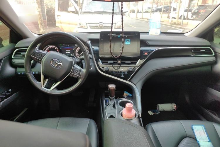 Used Toyota Camry 2023 2.0GVP Premier Edition Center Console