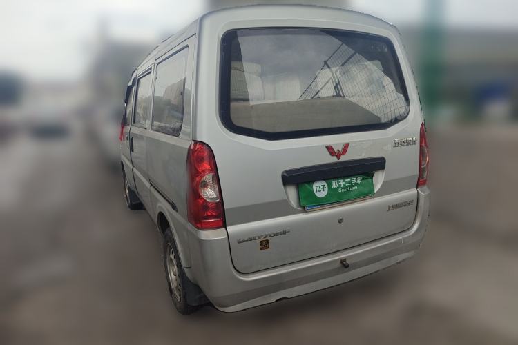Used Wuling Rongguang 2011 1.2L Base Version
