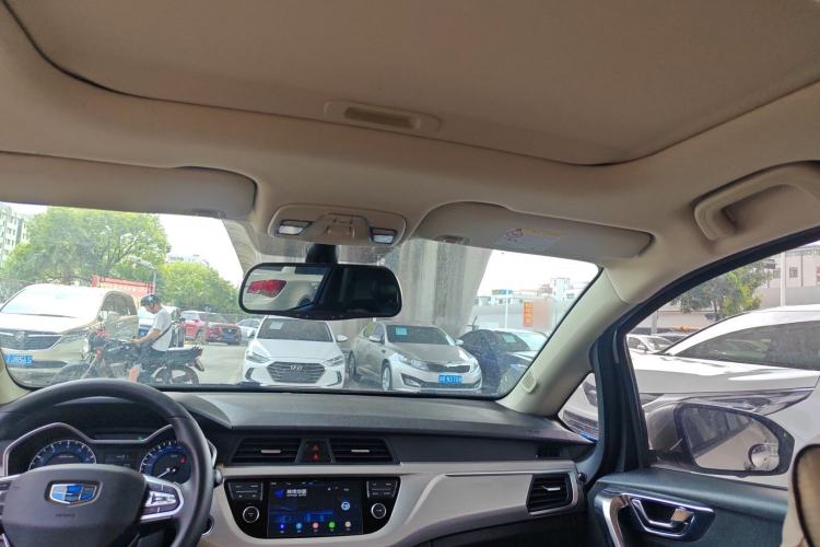 Used Geely Auto Vision X3 2019 Upgraded Model 1.5L CVT Prestige Version Headliner