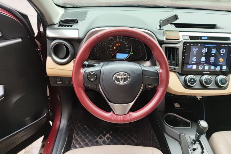 Used Toyota RAV4 2016 2.0L CVT Two-Wheel Drive Urban Edition China V Standard