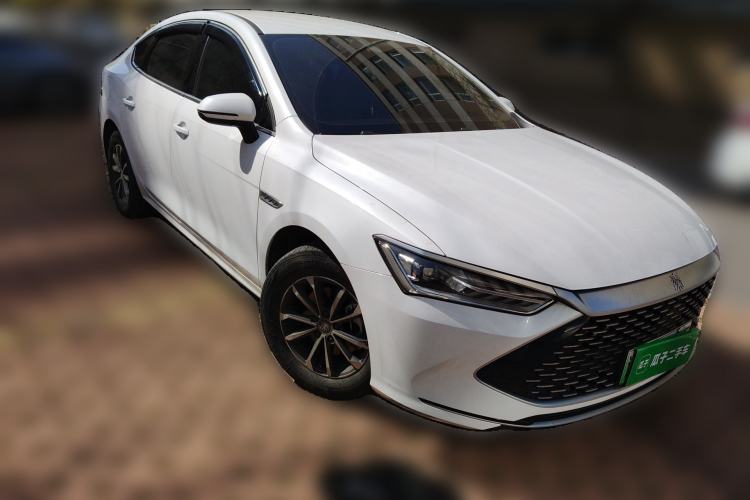 Used BYD Qin PLUS 2024 HONOR Edition DM-i 55KM Leading Model Front Right 45 Deg