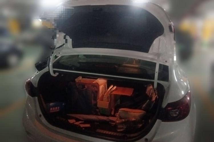 Used Mazda 3 Axela 2014 Sedan 1.5L Automatic Comfort Model
