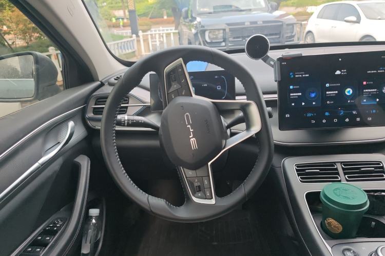 Used BYD Destroyer 05 2024 HONOR Edition DM-i 55KM Luxury Model Steering Wheel