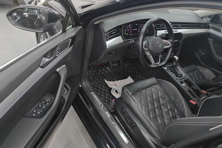 Used Volkswagen Magotan GTE Plug-in Hybrid 2022 GTE Luxury Model
