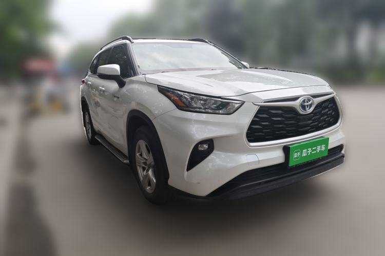 Used Toyota Highlander 2022 Dual-Engine 2.5L 4x4 Elite Edition 7-Seater
