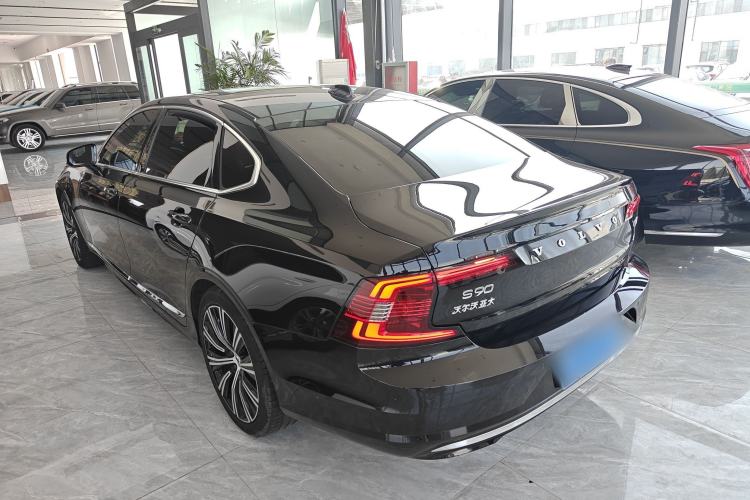 Used Volvo S90 2024 B5 Zhiyuan Luxury Edition