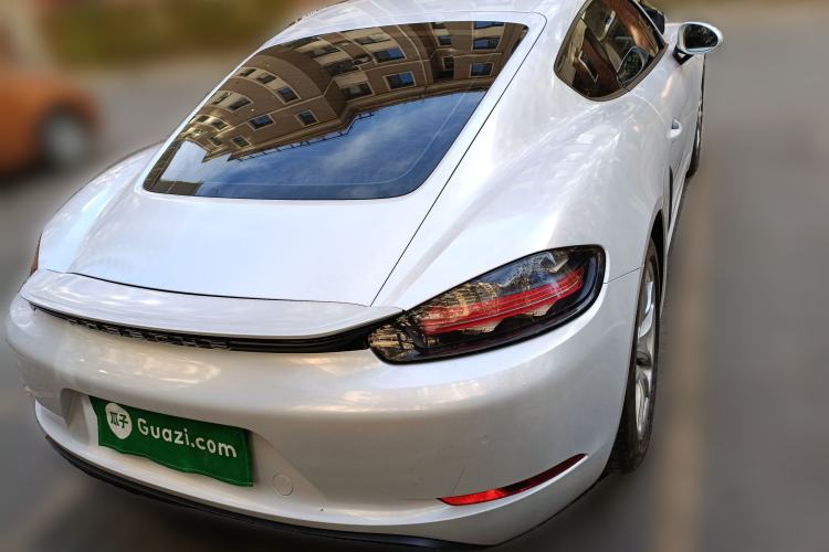 Used Porsche 718 2016 Cayman 2.0T
