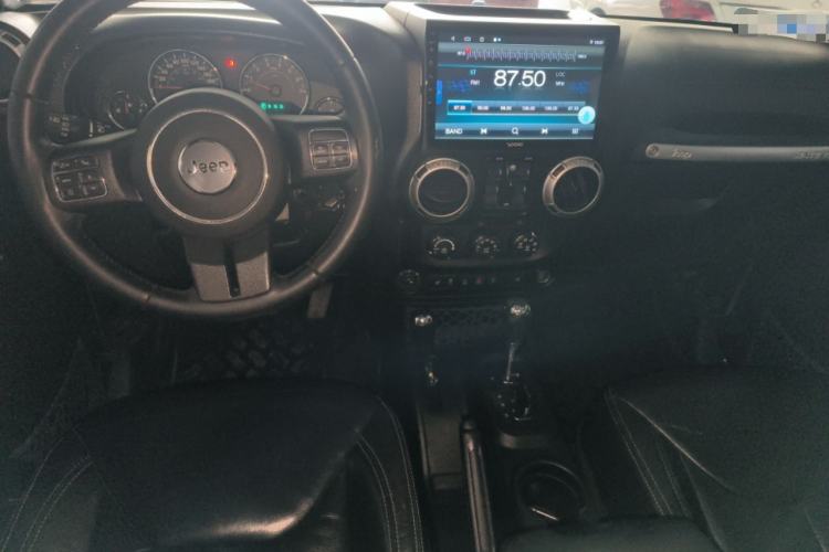 Used Jeep Wrangler 2015 3.0L Sahara Four-Door Comfort Edition