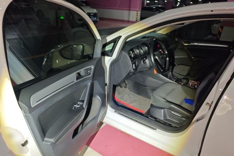 Used Volkswagen Golf 2019 280TSI DSG Comfort Version China VI Standard
