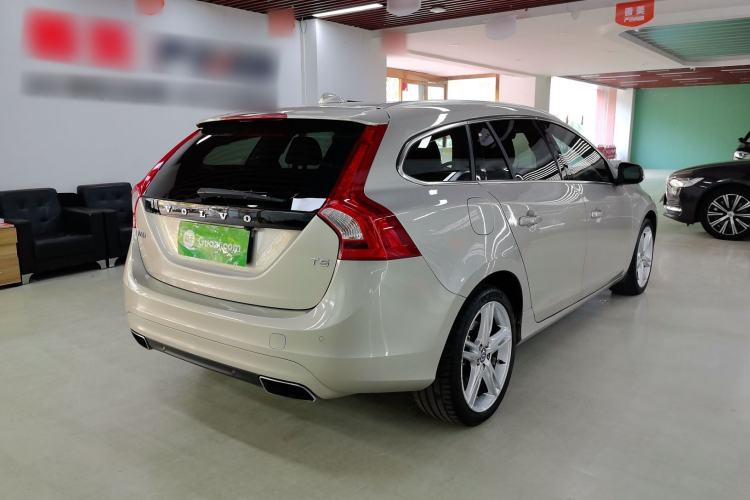 Used Volvo V60 2017 T5 Zhiya Edition China V Standard
