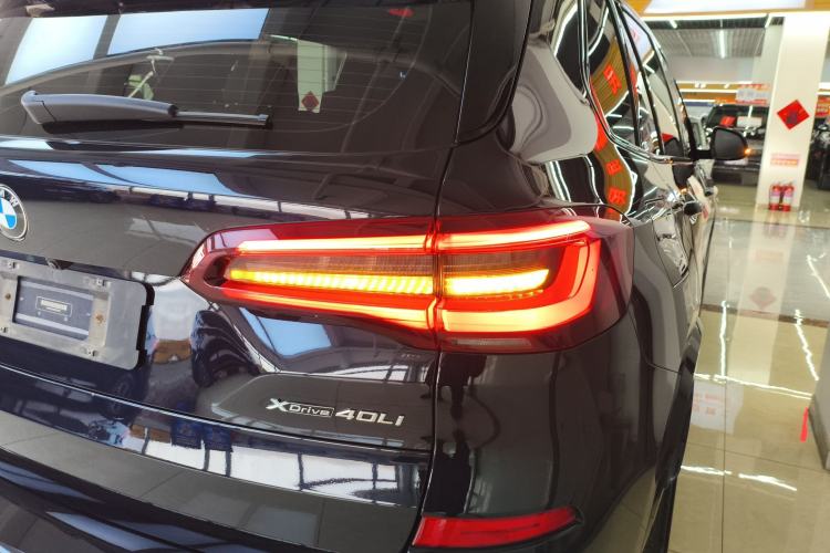 Used BMW X5 2022 Restyled xDrive 40Li M Sport Package
