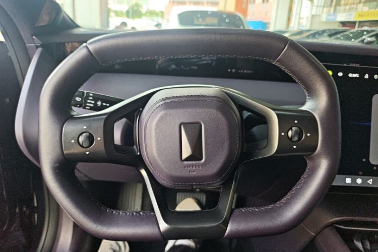 Used Avatr 06 2025 Ultra Pure Electric Edition Steering Wheel