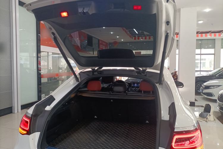 Used Mercedes-Benz GLC Coupe 2021 GLC 260 4MATIC Coupe SUV
