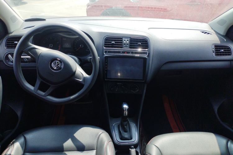 Used Volkswagen Polo 2018 1.5L Automatic Advanced Driving Model Center Console