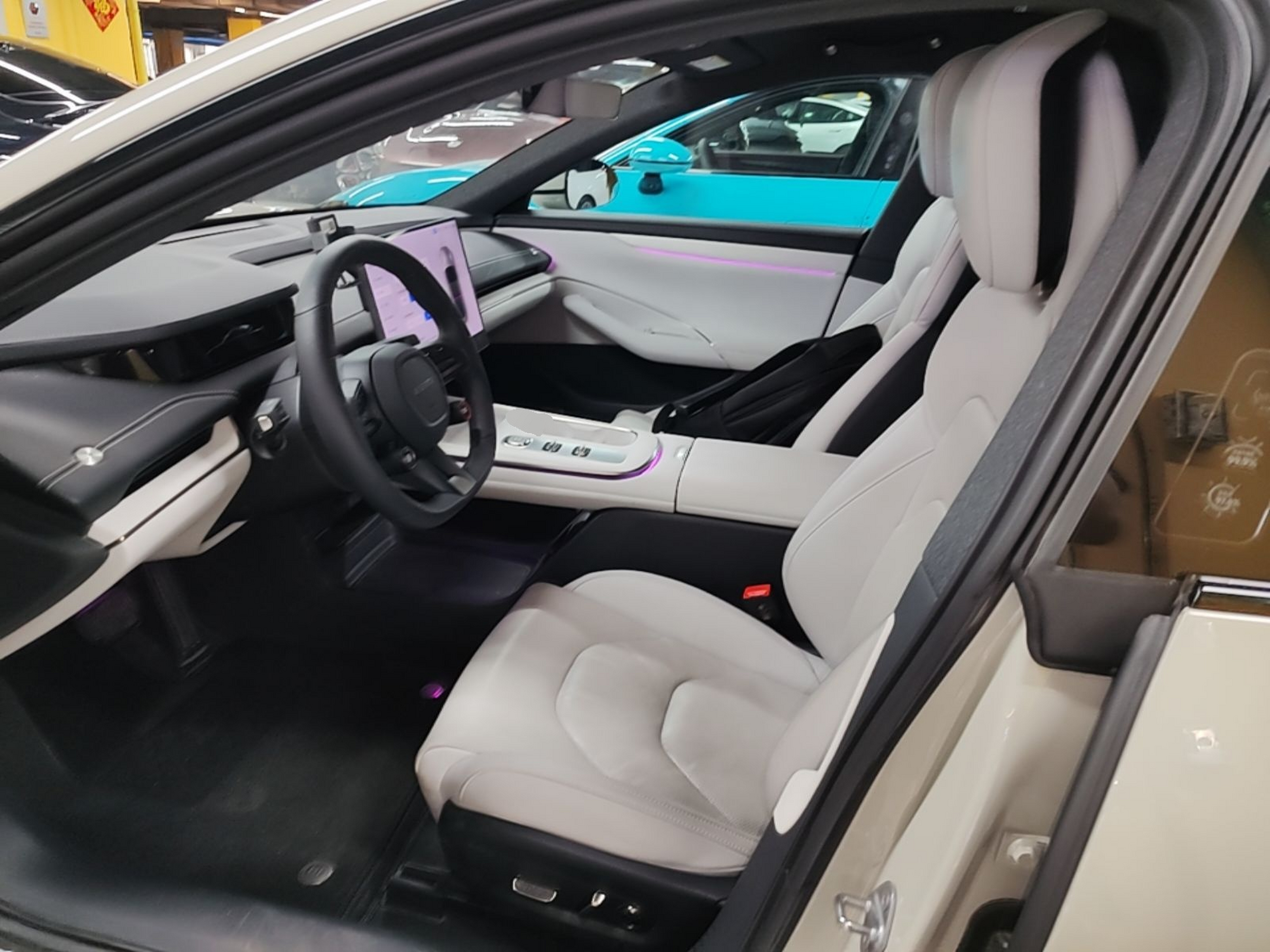 Interior delantero