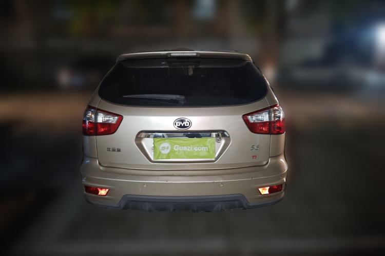 Used BYD S6 2014 1.5TI Manual Luxury 5-Seater