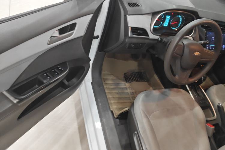 Used Chevrolet Lova RV 2016 1.5L Automatic Comfort Edition