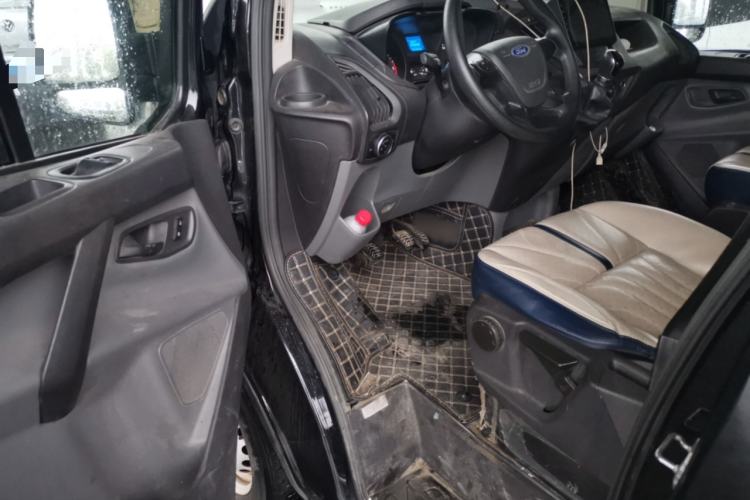 Used Ford Transit 2019 2.0T Diesel Multi-Purpose Commercial Vehicle Mid-Drive Mid-Roof 6-Seater China VI Standard Driver Seat