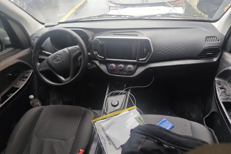 Used CHANGAN KAICHENG Ruixing EM60 2025 Passenger Version Comfort Edition 6 Seats 300 km Range Side-Hinged Doors Center Console