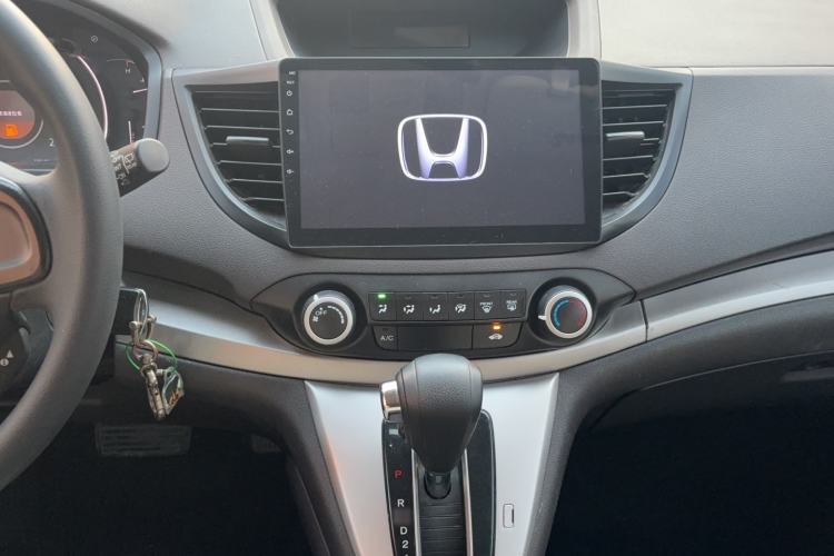 Used Honda CR-V 2012 2.0L two-wheel drive urban version