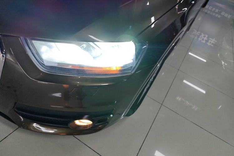 Used Audi Q3 2015 30 TFSI Ambition Edition Left Front Headlight