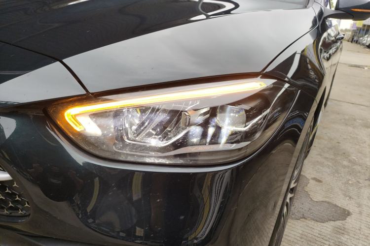 Used Mercedes-Benz C-Class 2023 Second Facelift C 260 L Sport Edition
