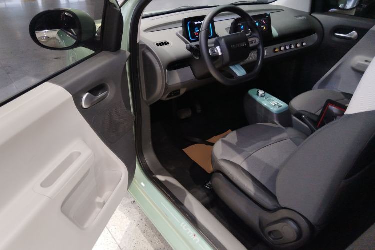 Used CHANGAN NEVO Lumin 2022 155 km – Refreshingly Sweet Edition
