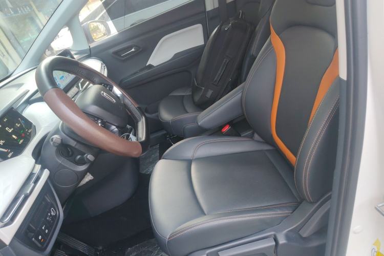 Used Bestune NAT 2023 PRO Comfortable Travel Battery-Swap Version 401km