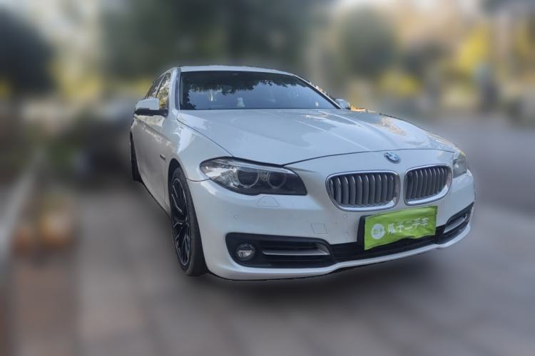 Used BMW 5 Series 2014 535Li Leading Model
