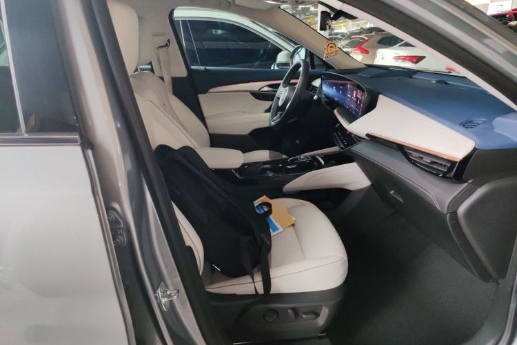 Used Buick Envision 2025 Encore Plus Four-Wheel Drive Avenir