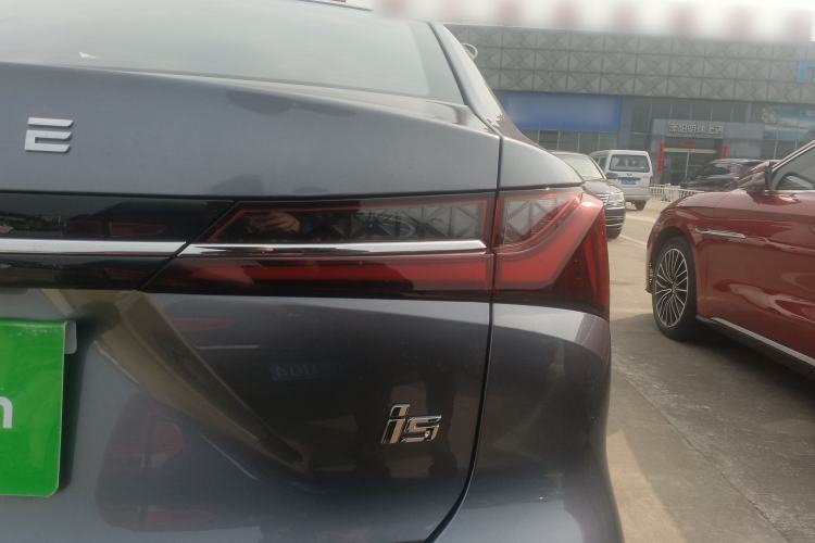 Used Roewe i5 2026 Model 1.5L Manual Comfort Version
