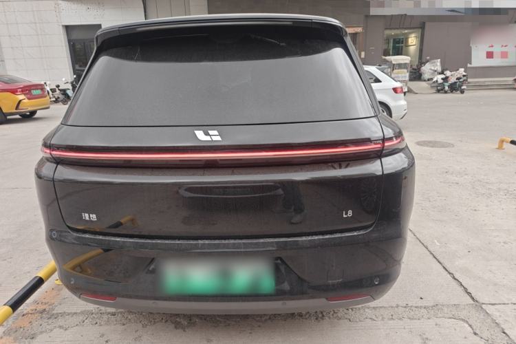 Used Li Auto L8 2024 Pro Model
