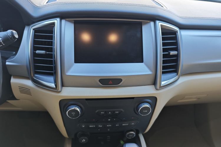 Used Ford Everest 2016 2.0T Gasoline Automatic 4x4 Luxury Edition