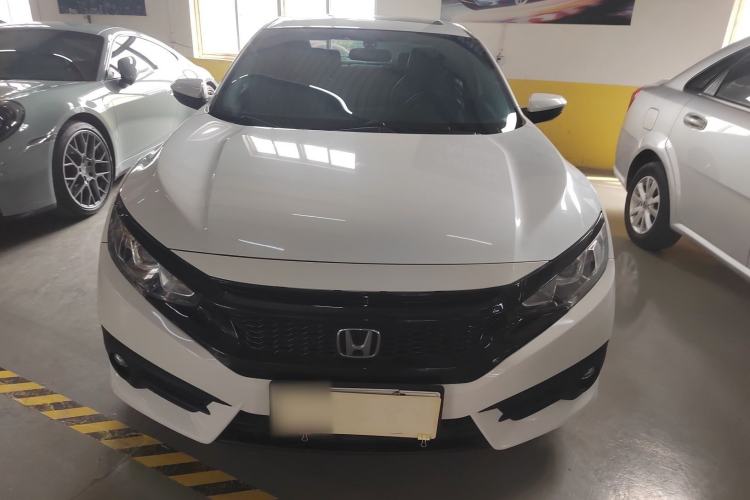 Used Honda Civic 2016 220TURBO CVT Luxury Edition
