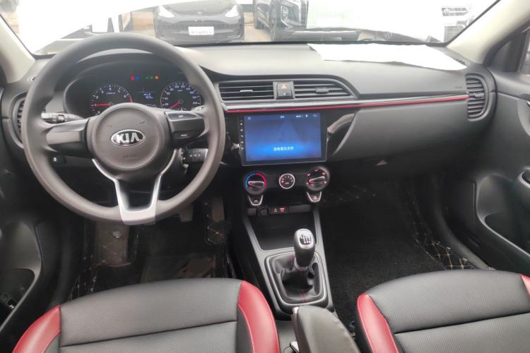 Used Kia KX Cross 2017 1.4L MT GLS