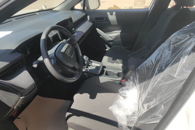 Used Toyota Corolla Cross 2026 Model 2.0L Pioneer Edition
