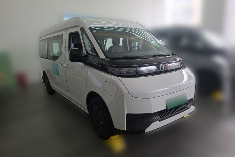 Used Farizon Super VAN 2025 Model, Zhifu Edition, Mid-axle Medium-roof, 83 kWh Front Right 45 Deg
