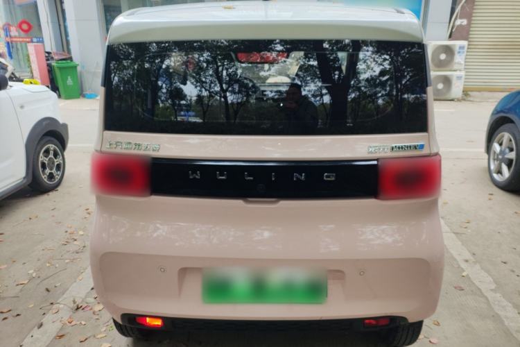 Used Wuling Hongguang MINIEV 2022 Macaron Fashion Model Lithium Iron Phosphate Rear