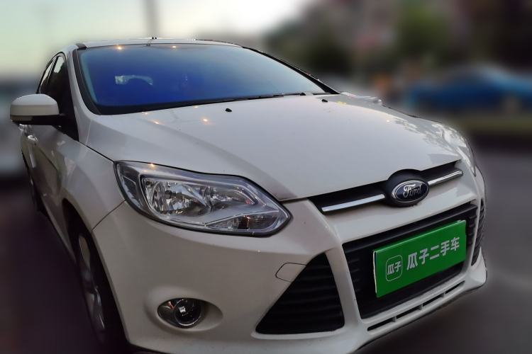 Used Ford Focus 2012 Hatchback 1.6L Manual Fashion Edition