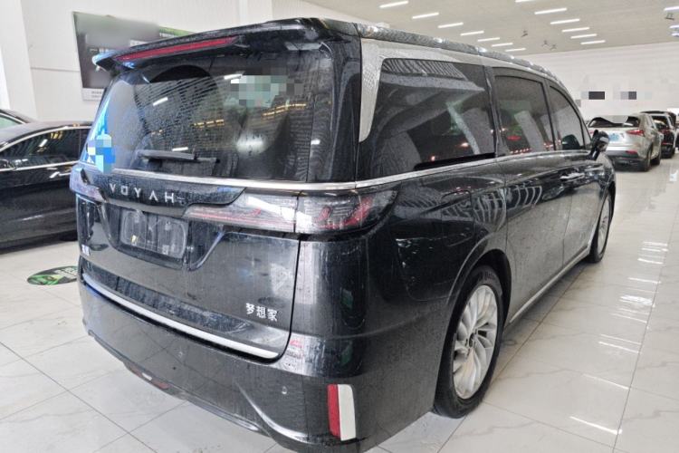 Used VOYAH Dream 2024 EV Long-Range Premium Edition Rear Right 45 Deg