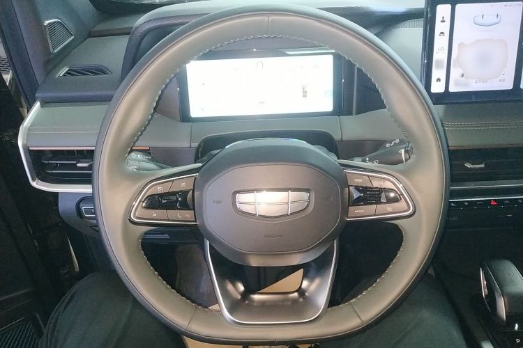 Used Geely Auto Haoyue L 2023 2.0T DCT Prestige Edition