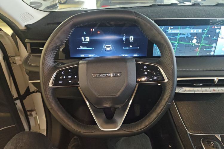 Used Venucia V 2023 260T Idol Edition Pro