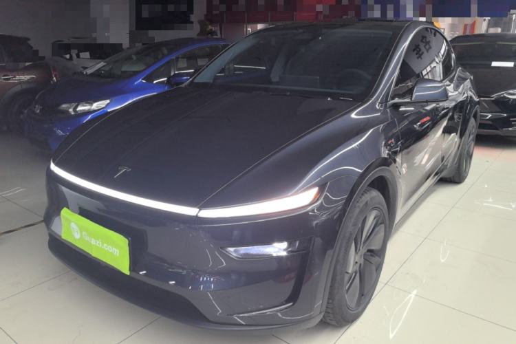 Used Tesla Model Y 2025 Long-Range All-Wheel Drive First Edition